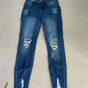 Refuge ripped jeans size 4